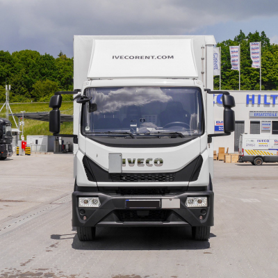 Iveco Eurocargo 14 t mit Kofferaufbau