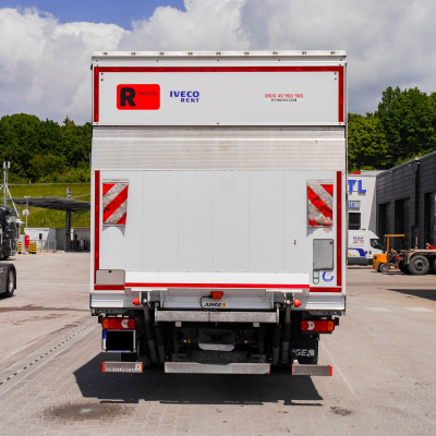 Iveco Eurocargo 14 t mit Kofferaufbau